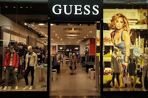 GUESS image