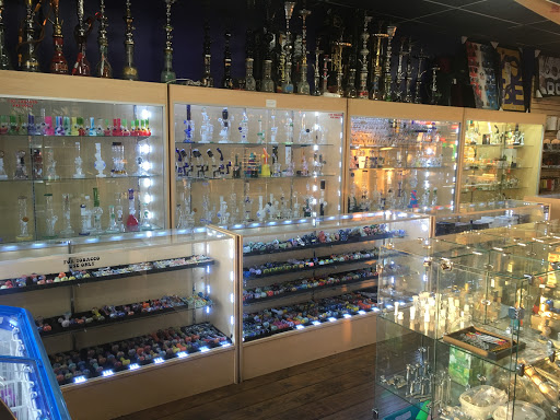 Vaporizer Store «Vape Master & Smoke Shop», reviews and photos, 1708 Long Beach Blvd, Long Beach, CA 90813, USA