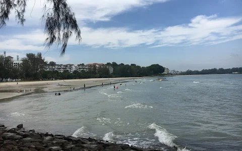 Pantai Cahaya image