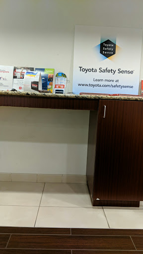 Toyota Dealer «Day Toyota», reviews and photos, 1110 Clairton Blvd, Pleasant Hills, PA 15236, USA