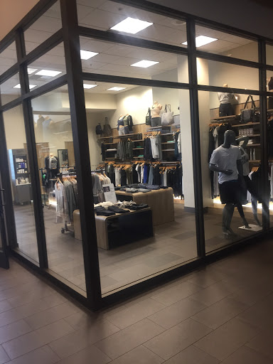 Gym «Equinox Sports Club West LA», reviews and photos, 1835 S Sepulveda Blvd, Los Angeles, CA 90025, USA