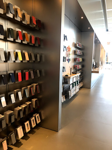 Computer Store «Apple Ridge Hill», reviews and photos, 143 Market Street, Yonkers, NY 10710, USA