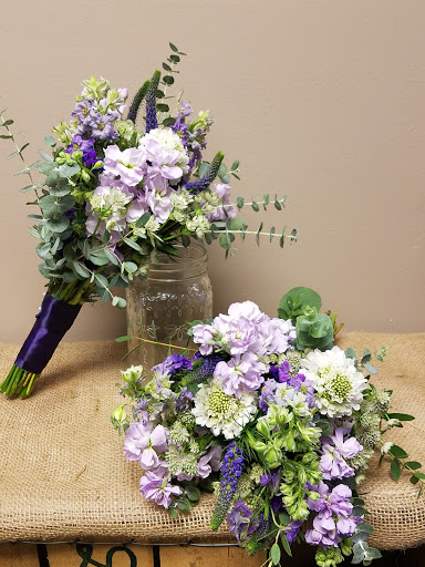 Florist «Country Village Florist and Gifts, Inc.», reviews and photos, 212 E Main St, East Islip, NY 11730, USA