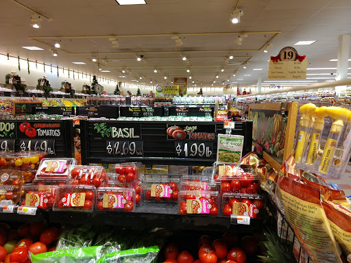 Grocery Store «Market Basket», reviews and photos, 167 S Broadway, Salem, NH 03079, USA