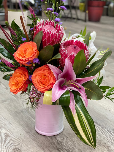 Florist «Wishing Well Floral», reviews and photos, 5656 Hood St #108, West Linn, OR 97068, USA