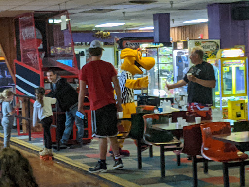 Sporting Goods Store «Hyde Park Roller Magic», reviews and photos, 4178 Albany Post Rd, Hyde Park, NY 12538, USA