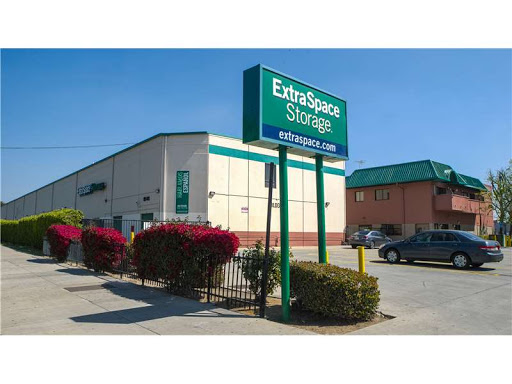 Storage Facility «Extra Space Storage», reviews and photos, 8540 Cedros Ave, Panorama City, CA 91402, USA