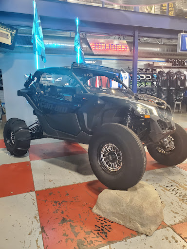 Motorcycle Dealer «RideNow Powersports Phoenix», reviews and photos, 17202 N Cave Creek Rd, Phoenix, AZ 85032, USA