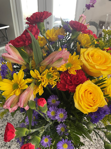 Florist «Sanford Flower Shop», reviews and photos, 209 E Commercial St, Sanford, FL 32771, USA