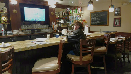 Shopping Mall «Gilroy Crossing Shopping Center», reviews and photos, 6915 Camino Arroyo, San Jose, CA 95112, USA