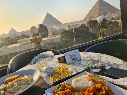 Tree Lounge Pyramids Branch 