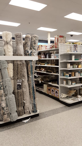 Clothing Store «Ross Dress for Less», reviews and photos, 620 Triangle Shopping Center, Longview, WA 98632, USA