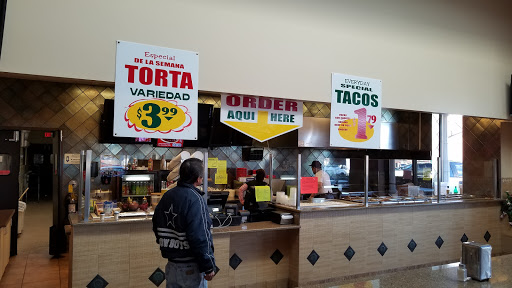 Grocery Store «Super Mercados El Guero», reviews and photos, 850 N Farnsworth Ave, Aurora, IL 60505, USA