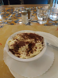 Photo n°137 de Pizza Vesuvio - George V à Paris ()