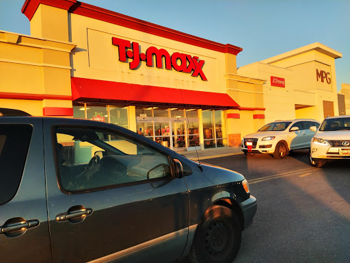 Department Store «T.J. Maxx», reviews and photos, 3500 East-West Hwy, Hyattsville, MD 20782, USA