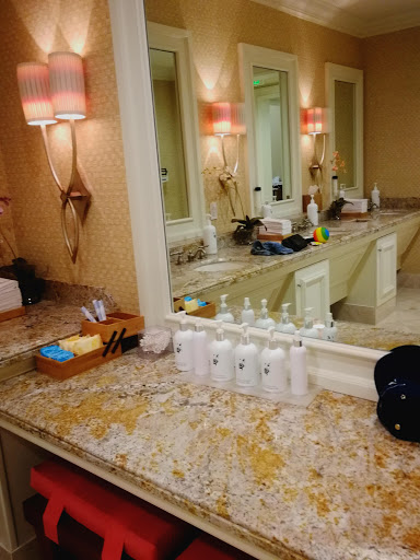 Golf Shop «Loxahatchee Club-Golf Shop», reviews and photos, 1350 Echo Dr, Jupiter, FL 33458, USA