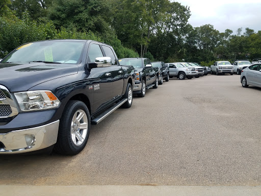 Used Car Dealer «Apex Car & Truck Sales», reviews and photos, 308 N Salem St, Apex, NC 27502, USA