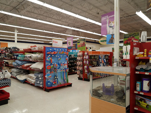 Pet Supply Store «Petco Animal Supplies», reviews and photos, 4616 Millenia Plaza Way, Orlando, FL 32839, USA