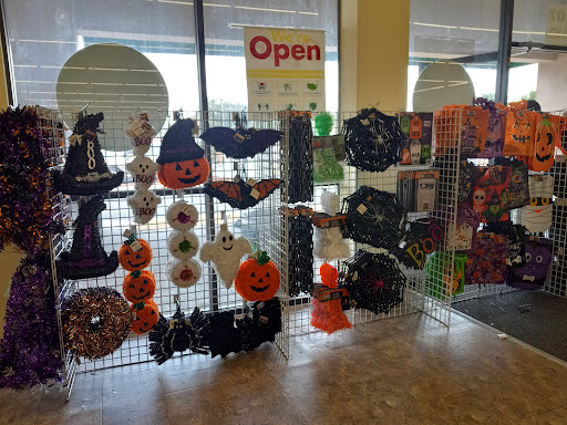 Dollar Store «Dollar Tree», reviews and photos, 2241 Citrus Blvd #107, Leesburg, FL 34748, USA