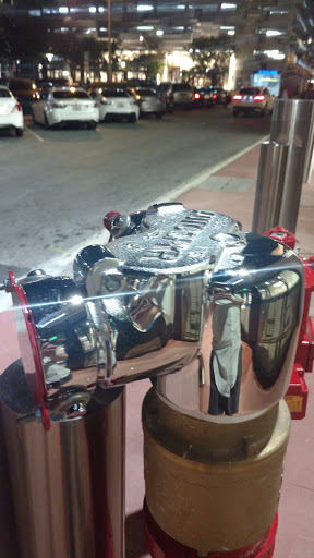 Clothing Store «Nike Miami», reviews and photos, 1035 Lincoln Rd, Miami Beach, FL 33139, USA