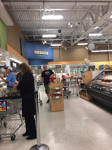 Supermarket «Publix Super Market at Narcoossee Shoppes», reviews and photos, 1951 S Narcoossee Rd, St Cloud, FL 34771, USA