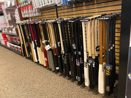 Sporting Goods Store «SCHEELS», reviews and photos, 1461 Coral Ridge Ave #1416, Coralville, IA 52241, USA
