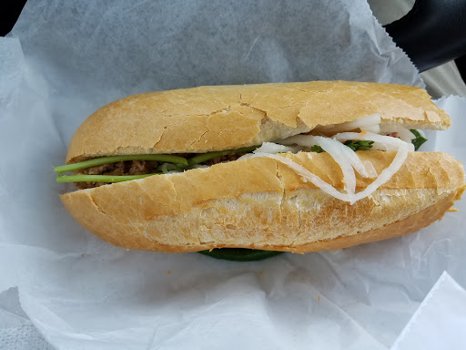 Grocery Store «Park N Shop Inc», reviews and photos, 13830 Lee Hwy, Centreville, VA 20120, USA