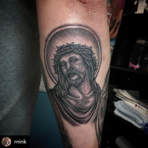 Explore mom name tattoo ideas for guys, creative tattoo ideas in Murrieta, available at Diamond City Tattoo & Piercing