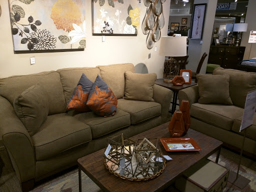 Furniture Store «Ashley HomeStore», reviews and photos, 432 Buckland Hills Dr, Manchester, CT 06042, USA