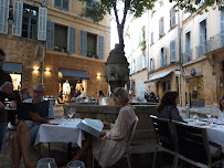 Atmosphère du Restaurant français L'incontournable à Aix-en-Provence - n°20