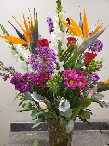 Florist «Exquisite Flowers Etc», reviews and photos, 70 Bridge St, Pelham, NH 03076, USA