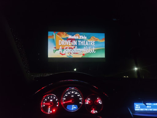 Drive-in Movie Theater «Sky-Vu Drive-In Theater», reviews and photos, 813 E Market St, Lykens, PA 17048, USA