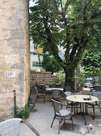 Atmosphère du Restaurant Hôtel L'Observatoire .bistro resto dodo. à Saint-Michel-l'Observatoire - n°15