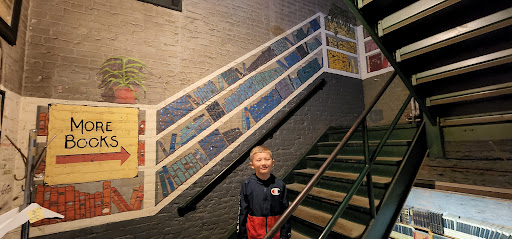 Used Book Store «John K. King Used & Rare Books», reviews and photos, 901 W Lafayette Blvd, Detroit, MI 48226, USA