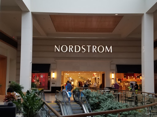 Shopping Mall «SouthPark», reviews and photos, 4400 Sharon Road, Charlotte, NC 28211, USA