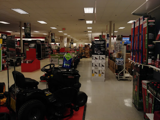 Shopping Mall «Wilton Mall», reviews and photos, 3065 NY-50, Saratoga Springs, NY 12866, USA