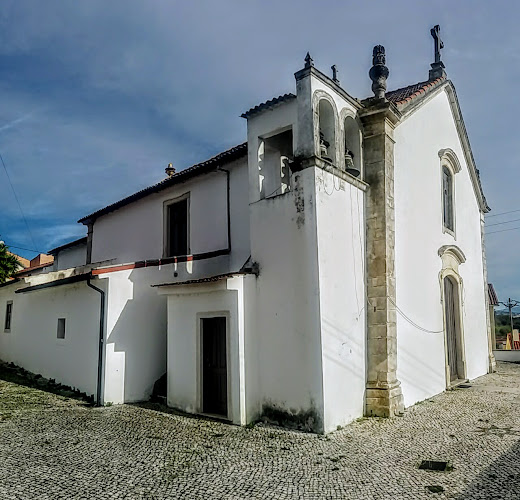 Avaliações doIgreja Paroquial de Antuzede em Coimbra - Igreja