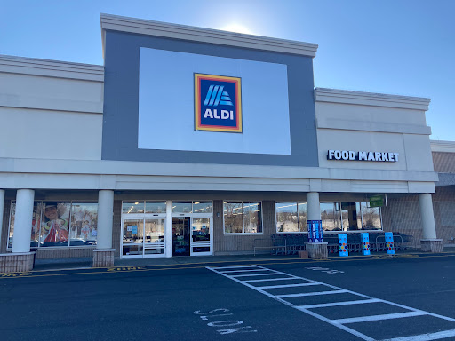 Supermarket «ALDI», reviews and photos, 4 Memorial Dr, Lodi, NJ 07644, USA