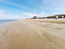Marotta Beach'in fotoğrafı kısmen tatil bölgesi