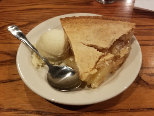 American Restaurant «Cracker Barrel Old Country Store», reviews and photos, 941 GA-140, Adairsville, GA 30103, USA