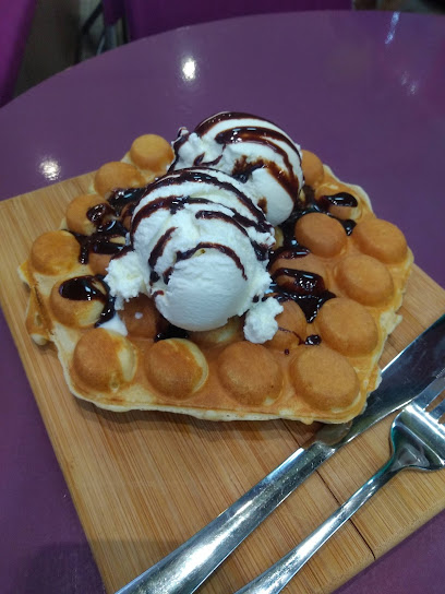 Bubble Waffles by Mika