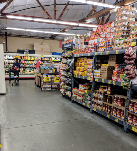 Grocery Store «Grocery Outlet Bargain Market», reviews and photos, 1203 N State St, Ukiah, CA 95482, USA