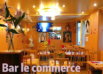 Atmosphère du Restaurant thaï Le Commerce Brasserie et Restaurant Thaïlandais à Châtillon - n°20