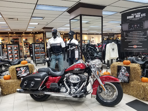 Harley-Davidson Dealer «A.D. Farrow Co. Harley-Davidson (Downtown)», reviews and photos, 491 W Broad St, Columbus, OH 43215, USA