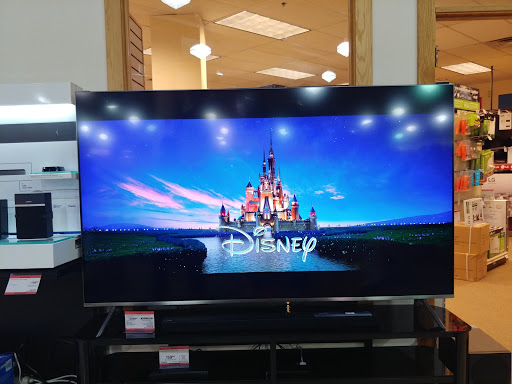 Electronics Store «Micro Center», reviews and photos, 550 Lancaster Ave, St Davids, PA 19087, USA