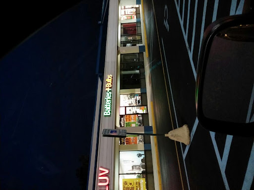 Car Battery Store «Batteries Plus Bulbs», reviews and photos, 3412 W Mercury Blvd, Hampton, VA 23666, USA