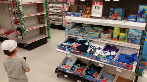 Craft Store «Michaels», reviews and photos, 34 Cambridge St #150, Burlington, MA 01803, USA