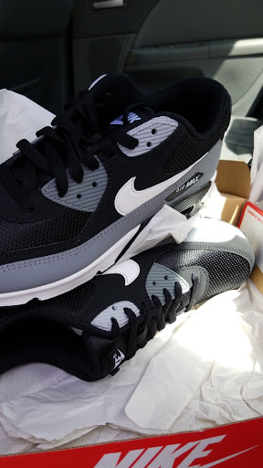 Shoe Store «Shoe Palace», reviews and photos, 1689 Arden Way #2100, Sacramento, CA 95815, USA