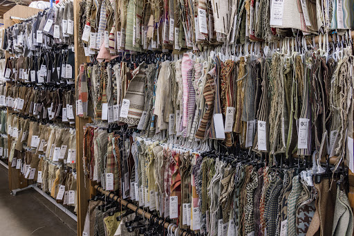 Fabric Store «H & R Fabrics - Home and Recreational Fabrics», reviews and photos, 1118 N 35th Ave, Phoenix, AZ 85009, USA