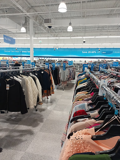 Clothing Store «Ross Dress for Less», reviews and photos, 249 Deane Dr, Rockford, IL 61107, USA